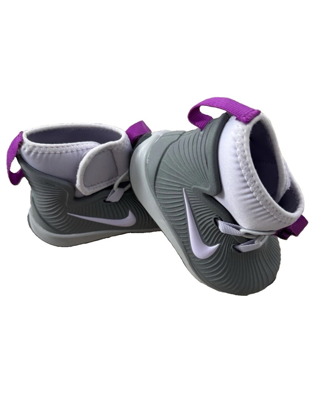 Nike Ankle Binzie Rainboot Boot Smoke Grey and Violet Frost 6C Kids